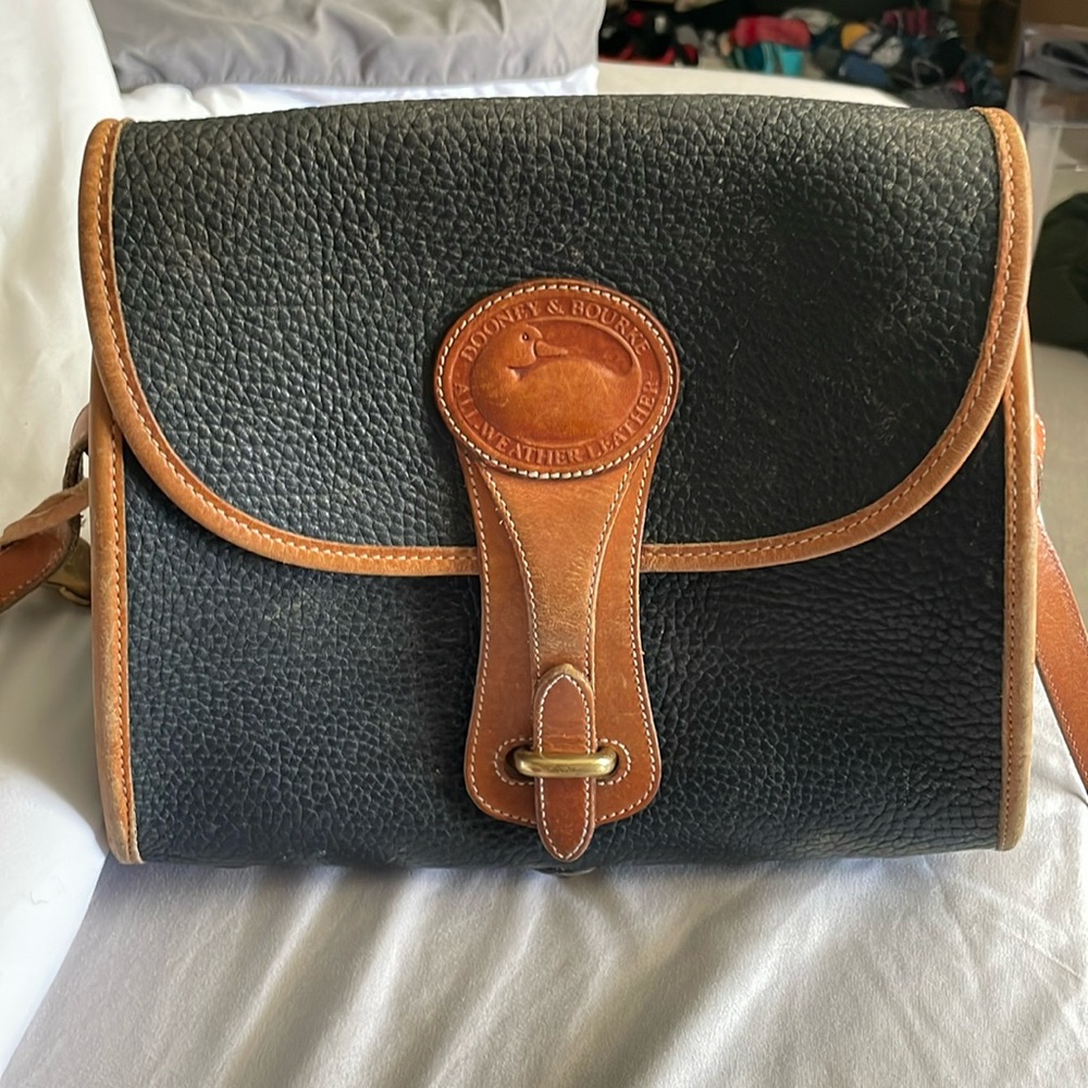 Dooney & Bourke Vintage Pebble Grain Crossbody